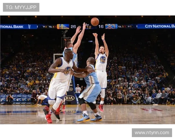 勇士与骑士对决直播12月6日精彩瞬间全程回顾与分析